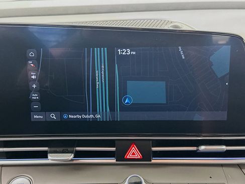 Used 2024 Hyundai Elantra SEL FWD image 21