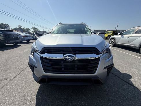Used 2024 Subaru Ascent Limited w/ Technology Package AWD/4WD image 2