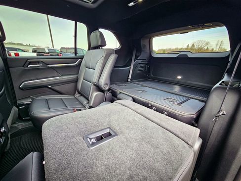 New 2026 GMC Acadia Elevation image 38