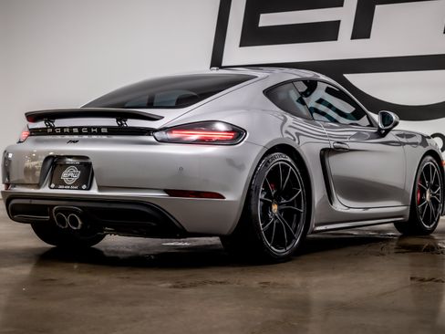 Used 2025 Porsche 718 Cayman RWD image 30