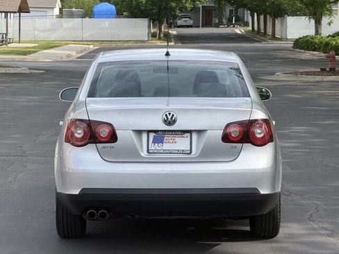 Used 2009 Volkswagen Jetta S FWD image 5
