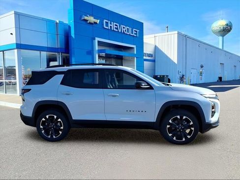 New 2026 Chevrolet Equinox RS image 2