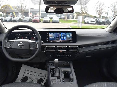 Used 2026 Nissan Sentra SV w/ SV Convenience Package FWD image 26
