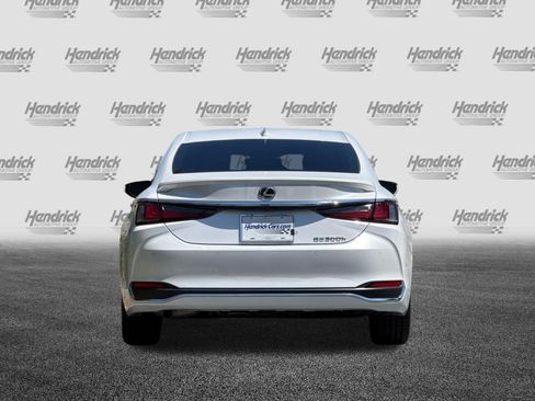 Used 2025 Lexus ES 300h w/ Premium Package FWD image 6