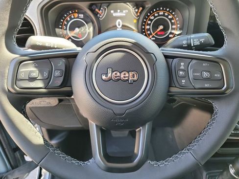 New 2026 Jeep Gladiator Sport image 19