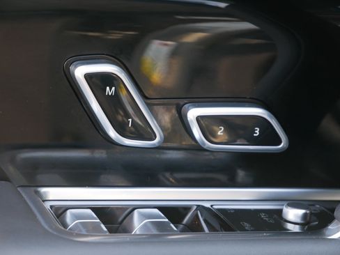 Used 2023 Land Rover Range Rover SE image 15