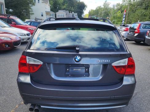 Used 2007 BMW 328i Wagon RWD image 7