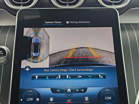 Used 2023 Mercedes-Benz GLC 300 image 26