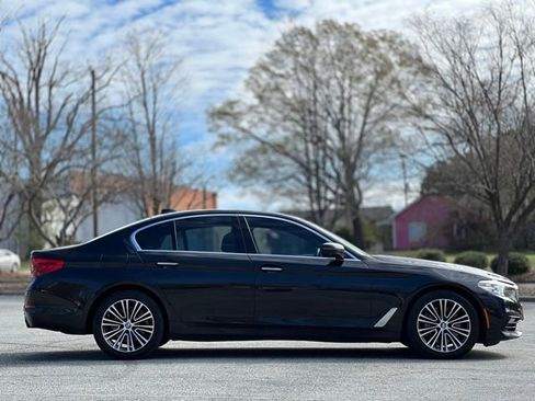 Used 2017 BMW 530i xDrive 530i xDrive image 4