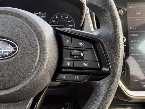 Used 2024 Subaru Crosstrek 2.0i Premium w/ Crosstrek Mirror Package image 11