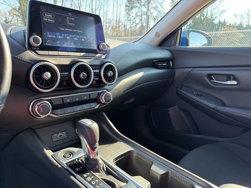 Used 2023 Nissan Sentra SV image 16