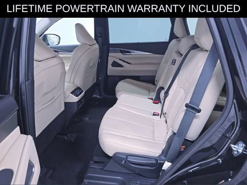 Certified 2023 INFINITI QX60 Luxe w/ Vision Package AWD/4WD image 9