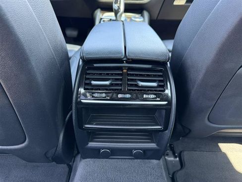 Used 2018 BMW 540i xDrive AWD/4WD image 34