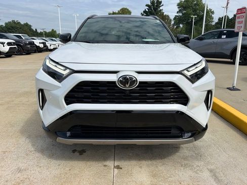 Used 2025 Toyota RAV4 XSE w/ Advanced Technology Package AWD/4WD image 2