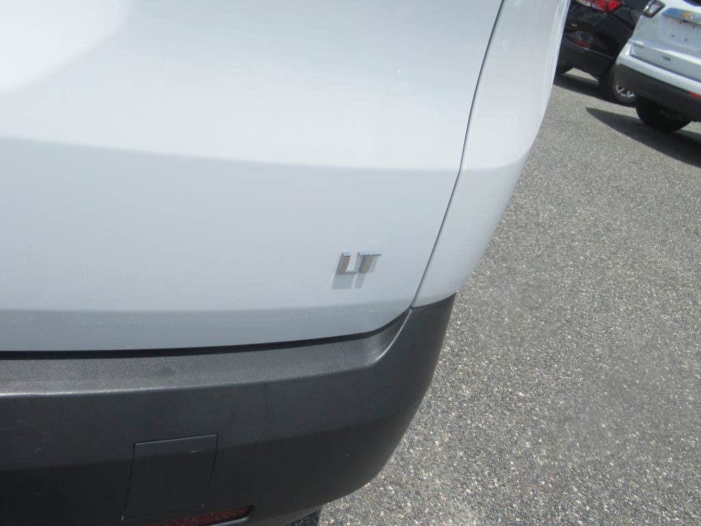 Certified 2023 Chevrolet Traverse LT FWD image 8