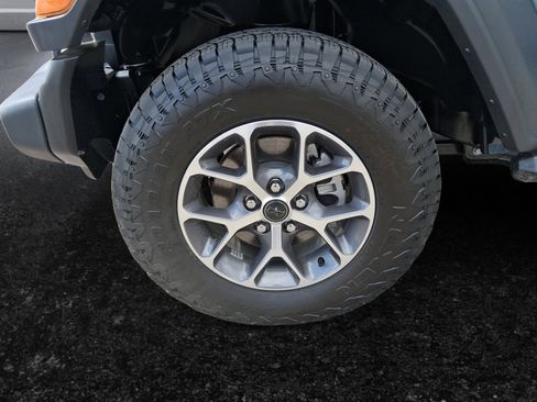 Certified 2024 Jeep Wrangler Sport S image 15