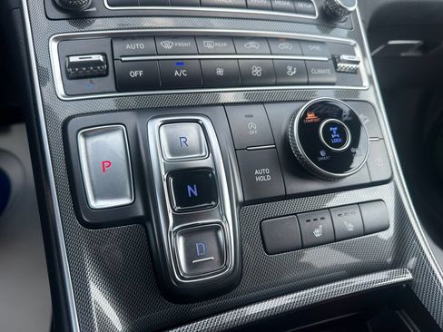 Used 2023 Hyundai Santa Fe SEL w/ Winter Weather Package AWD/4WD image 30