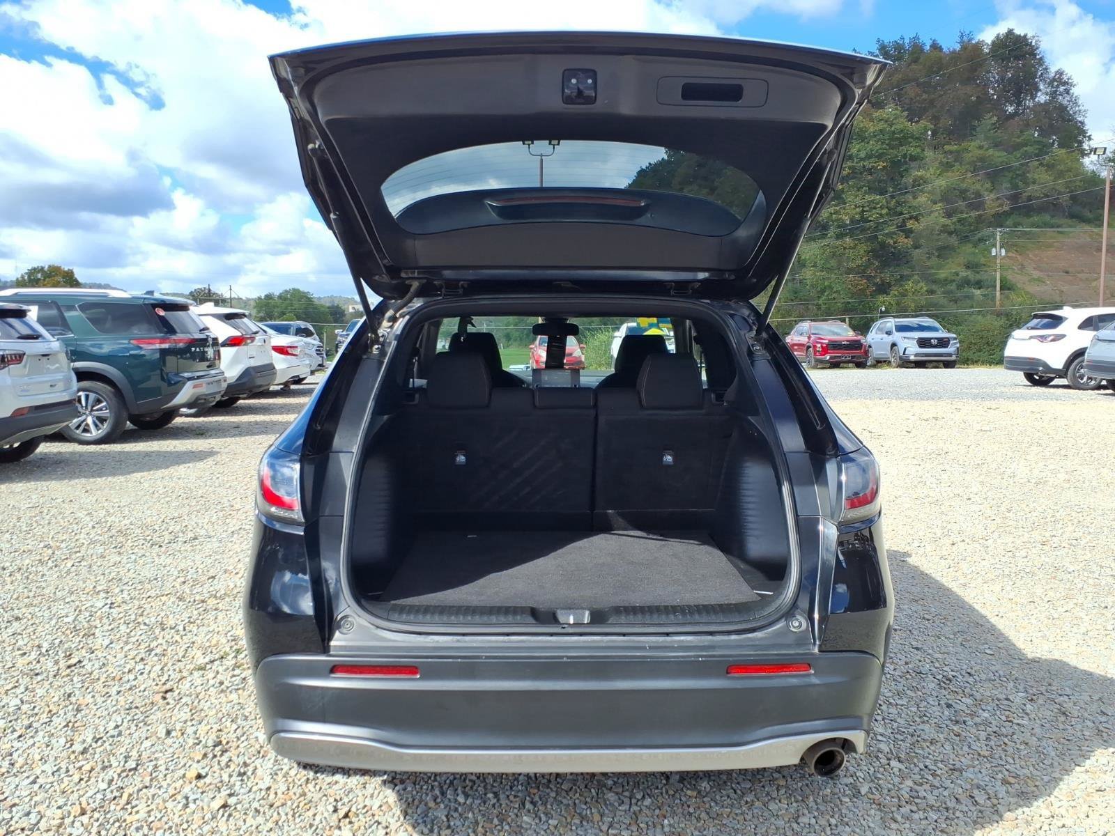 Certified 2024 Honda HR-V Sport image 21