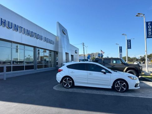 Used 2023 Subaru Impreza 2.0i Sport AWD/4WD image 3