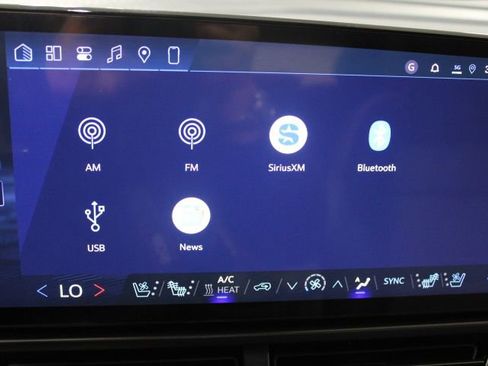 New 2026 Chevrolet Equinox EV RS image 44