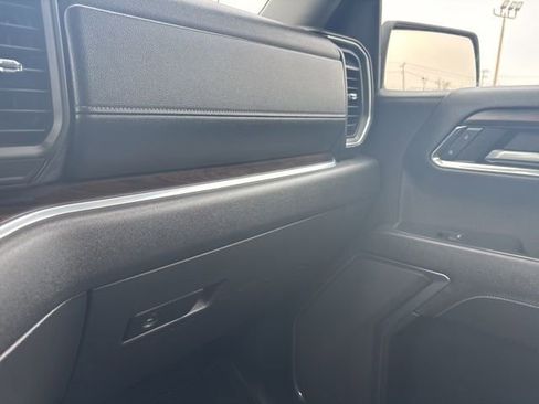 Used 2024 GMC Sierra 1500 SLT image 23
