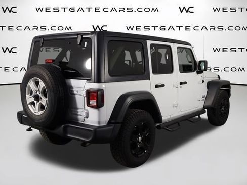 Used 2018 Jeep Wrangler Unlimited Sport S AWD/4WD image 36
