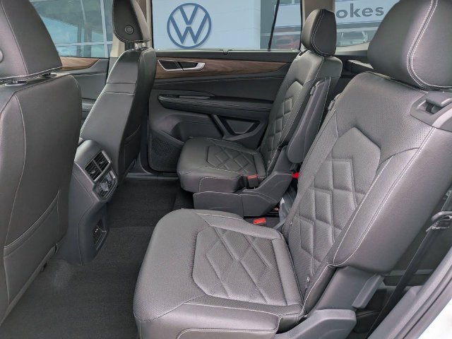 New 2026 Volkswagen Atlas SE FWD image 15