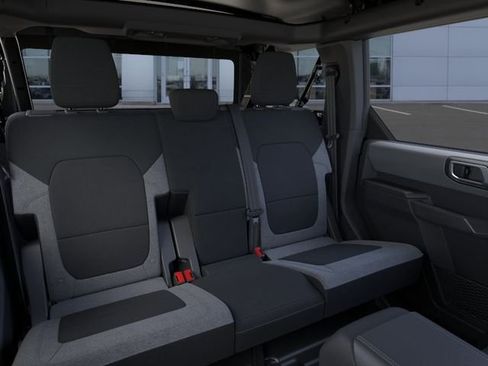 New 2025 Ford Bronco 4-Door AWD/4WD image 11