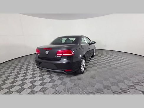 Used 2016 Volkswagen Eos Komfort FWD image 42