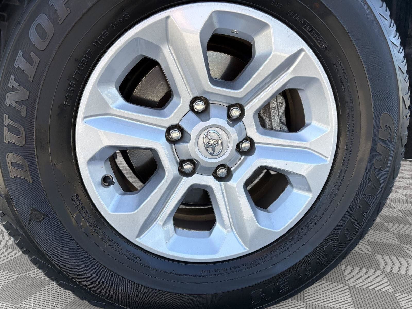 Used 2022 Toyota 4Runner SR5 RWD image 9