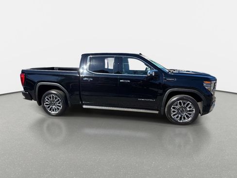 Used 2024 GMC Sierra 1500 Denali Ultimate AWD/4WD image 2