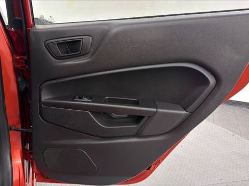 Used 2018 Ford Fiesta SE FWD image 21