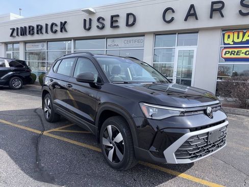 Certified 2025 Volkswagen Taos S image 1