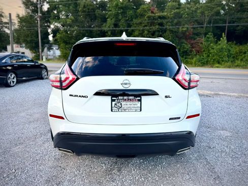 Used 2018 Nissan Murano SL w/ Midnight Edition Package FWD image 3