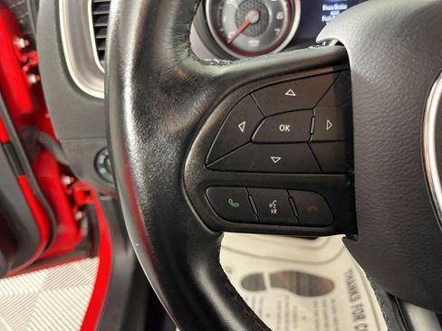 Used 2022 Dodge Charger SXT image 18