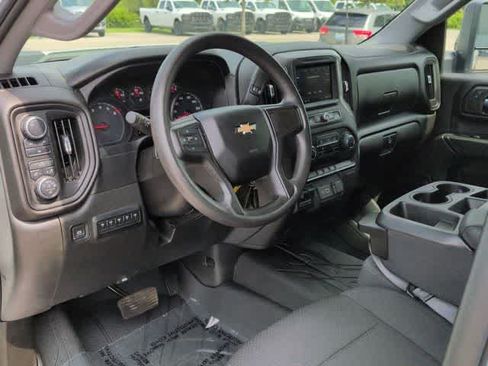 Used 2021 Chevrolet Silverado 2500 Custom w/ Custom Value Package AWD/4WD image 10