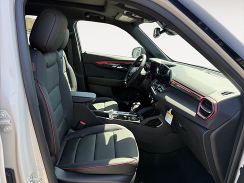 New 2026 Chevrolet TrailBlazer RS w/ Convenience Package AWD/4WD image 19