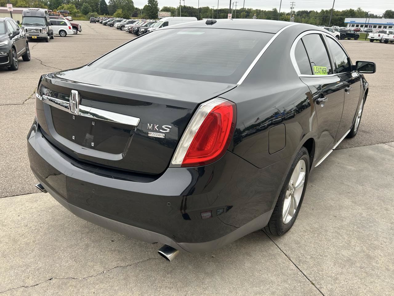 Used 2009 Lincoln MKS AWD image 5