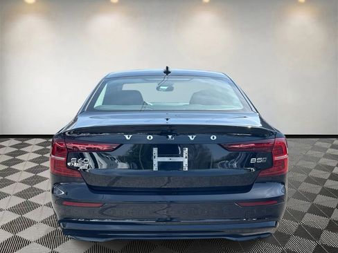 Used 2023 Volvo S60 B5 Plus w/ Climate Package image 4