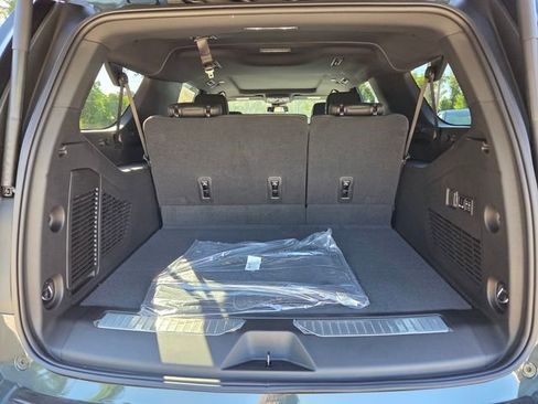 New 2026 Chevrolet Suburban RST w/ Comfort Package AWD/4WD image 23