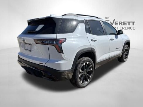 New 2026 Chevrolet Equinox RS w/ Convenience Package III FWD image 8