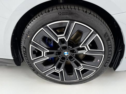 Used 2026 BMW i5 eDrive40 w/ M Sport Package AWD/4WD image 31
