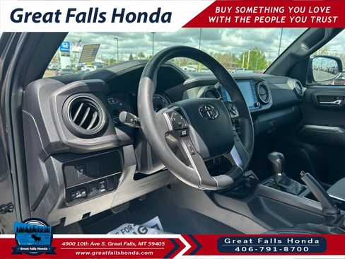Used 2023 Toyota Tacoma TRD Sport w/ Black Out Package (TMS) AWD/4WD image 12