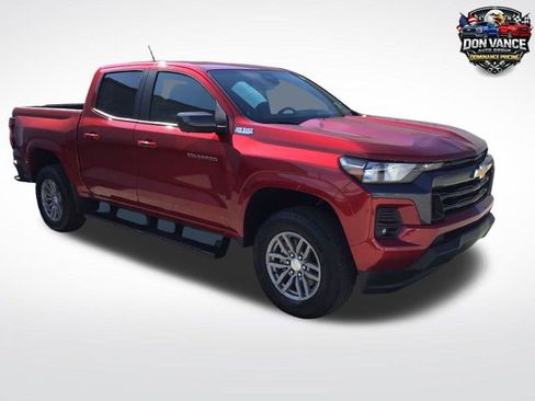 Used 2024 Chevrolet Colorado LT w/ LT Convenience Package II RWD image 7