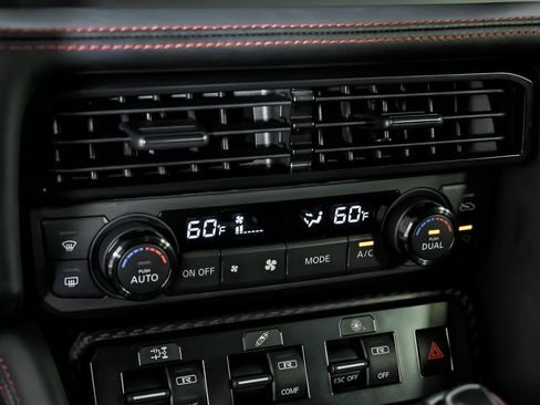 Used 2020 Nissan GT-R NISMO AWD/4WD image 32