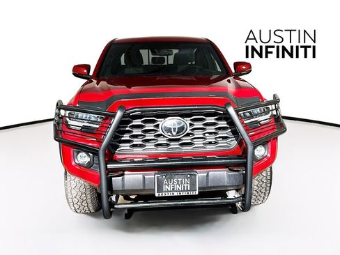 Used 2021 Toyota Tacoma TRD Off-Road image 2