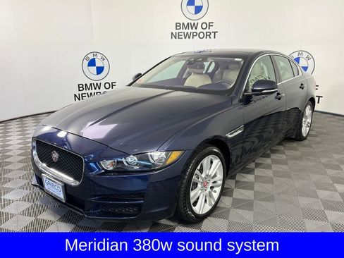 Used 2019 Jaguar XE Premium AWD/4WD image 3