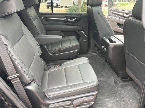 Used 2022 GMC Yukon Denali AWD/4WD image 22