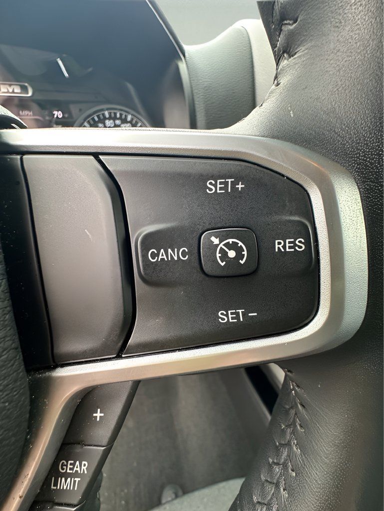 Used 2023 RAM 1500 Big Horn AWD/4WD image 16