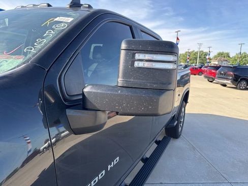Used 2022 Chevrolet Silverado 2500 Custom w/ Custom Value Package AWD/4WD image 19